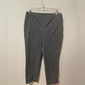 Talbots Women’s Navy and White Cropped Patterned Pants Size 8
